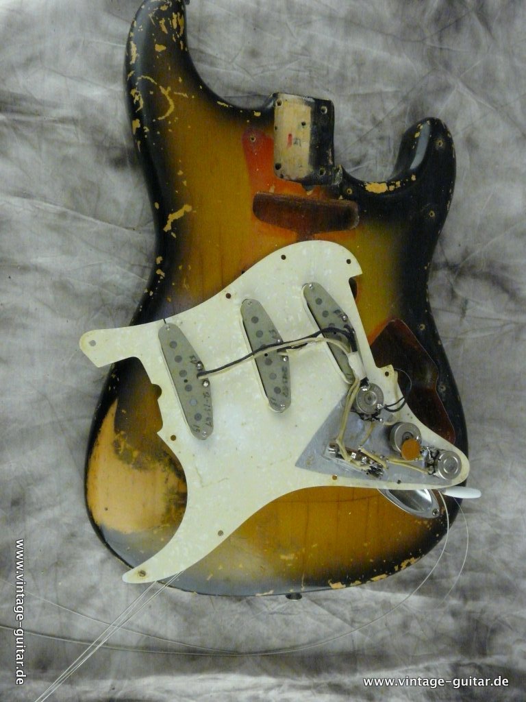 Fender-Stratocaster-1969-maple-cap-neck-039.JPG