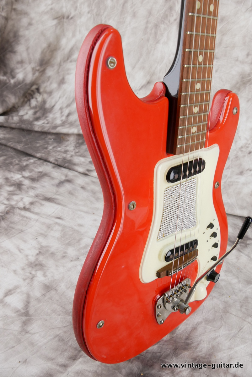 Hagstrom_Kent_PB_24_G_red_vinyl_1963-005.JPG