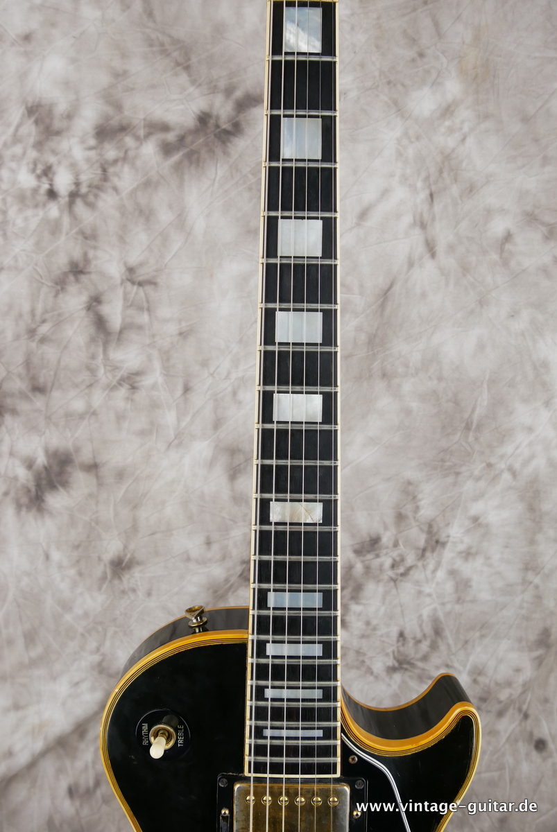 img/vintage/4415/Gibson_Les_Paul_custom_black_1984-011.JPG