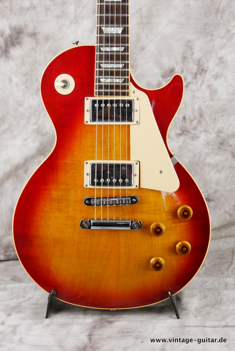 Gibson_Les_Paul_Standard_sunburst_USA_1983-003.JPG