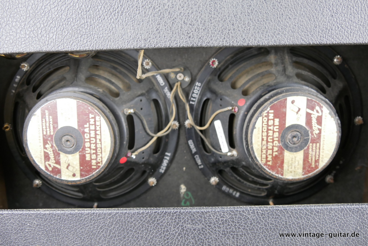 Fender_Vibrolux_Reverb_blackface_1966-010.JPG