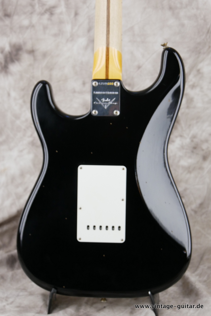 img/vintage/4426/Fender_Stratocaster_Eric_Clapton_Custom_Shop_30th_anniversary_black_2019-004.JPG