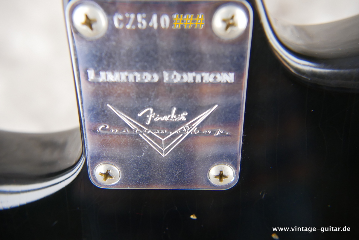 Fender_Stratocaster_Eric_Clapton_Custom_Shop_30th_anniversary_black_2019-013.JPG
