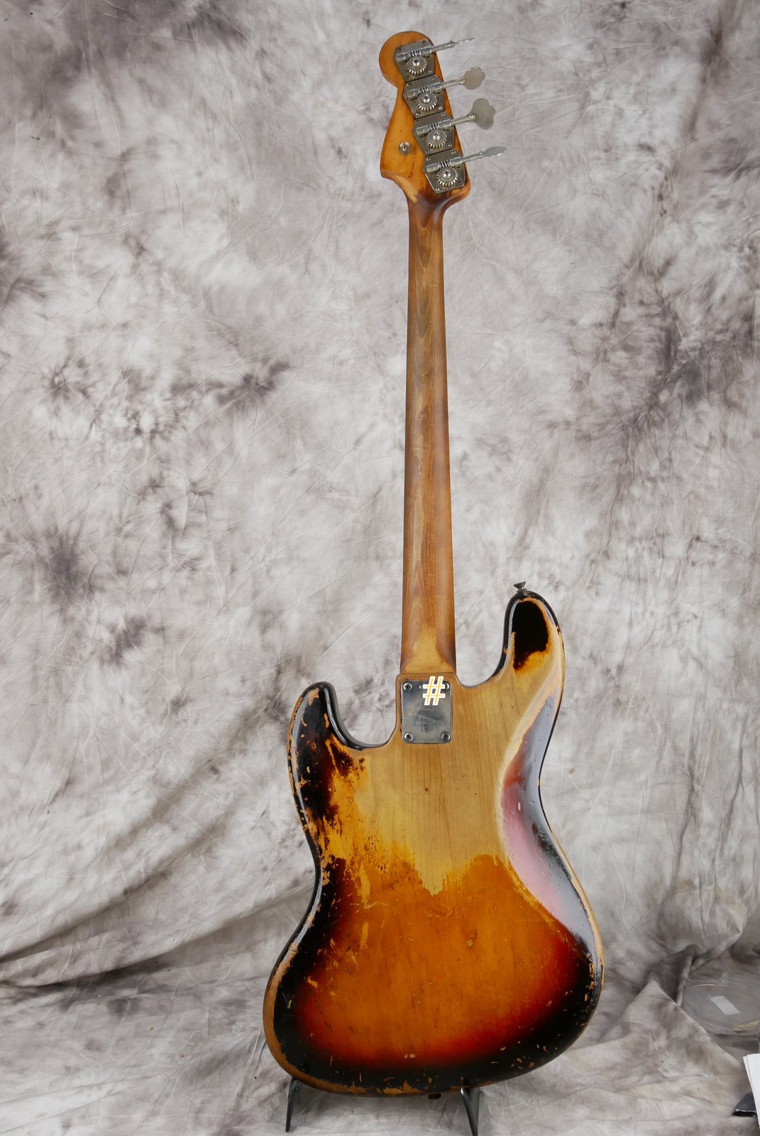 Fender-Jazz-Bass-1962-sunburst-003.JPG