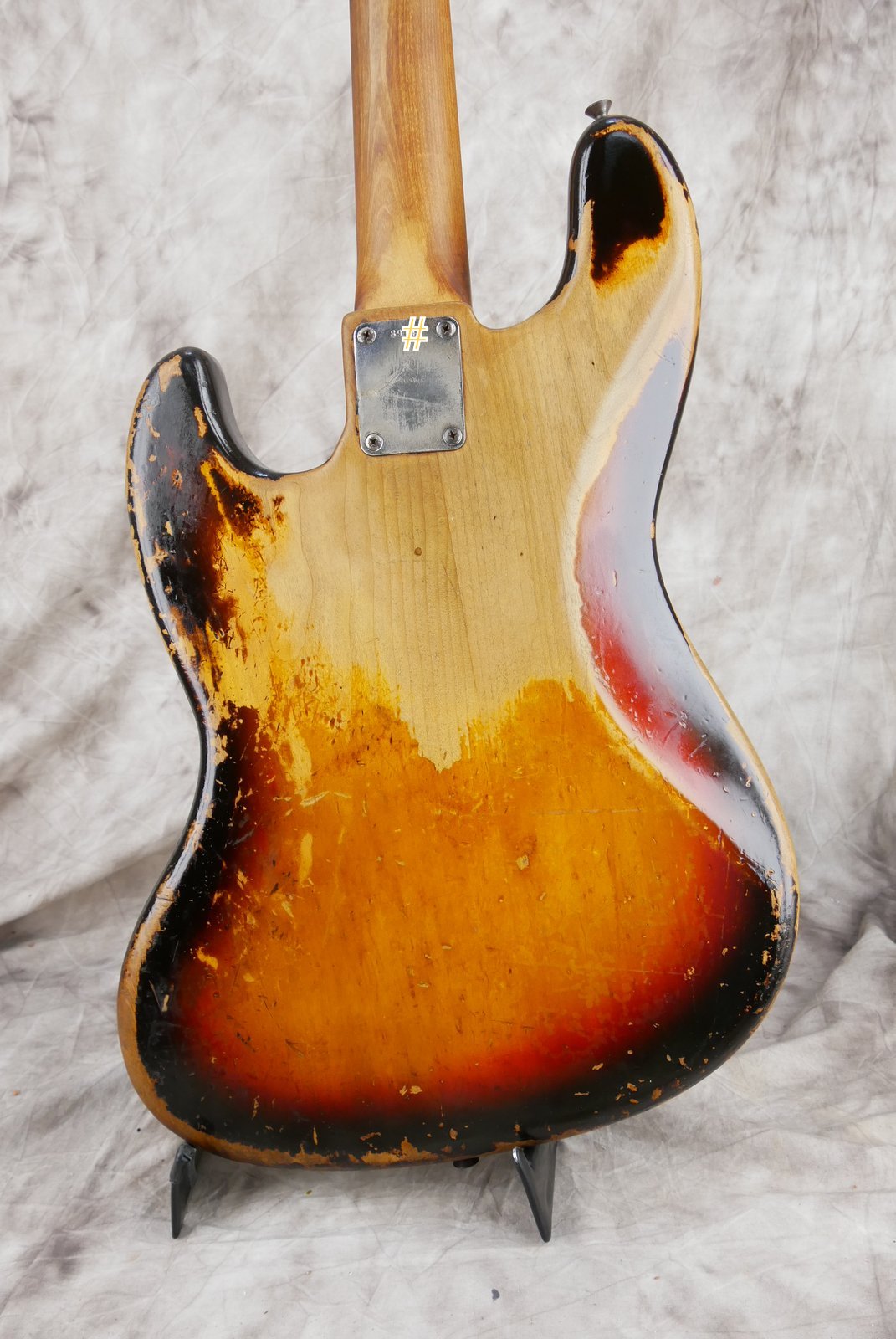Fender-Jazz-Bass-1962-sunburst-004.JPG