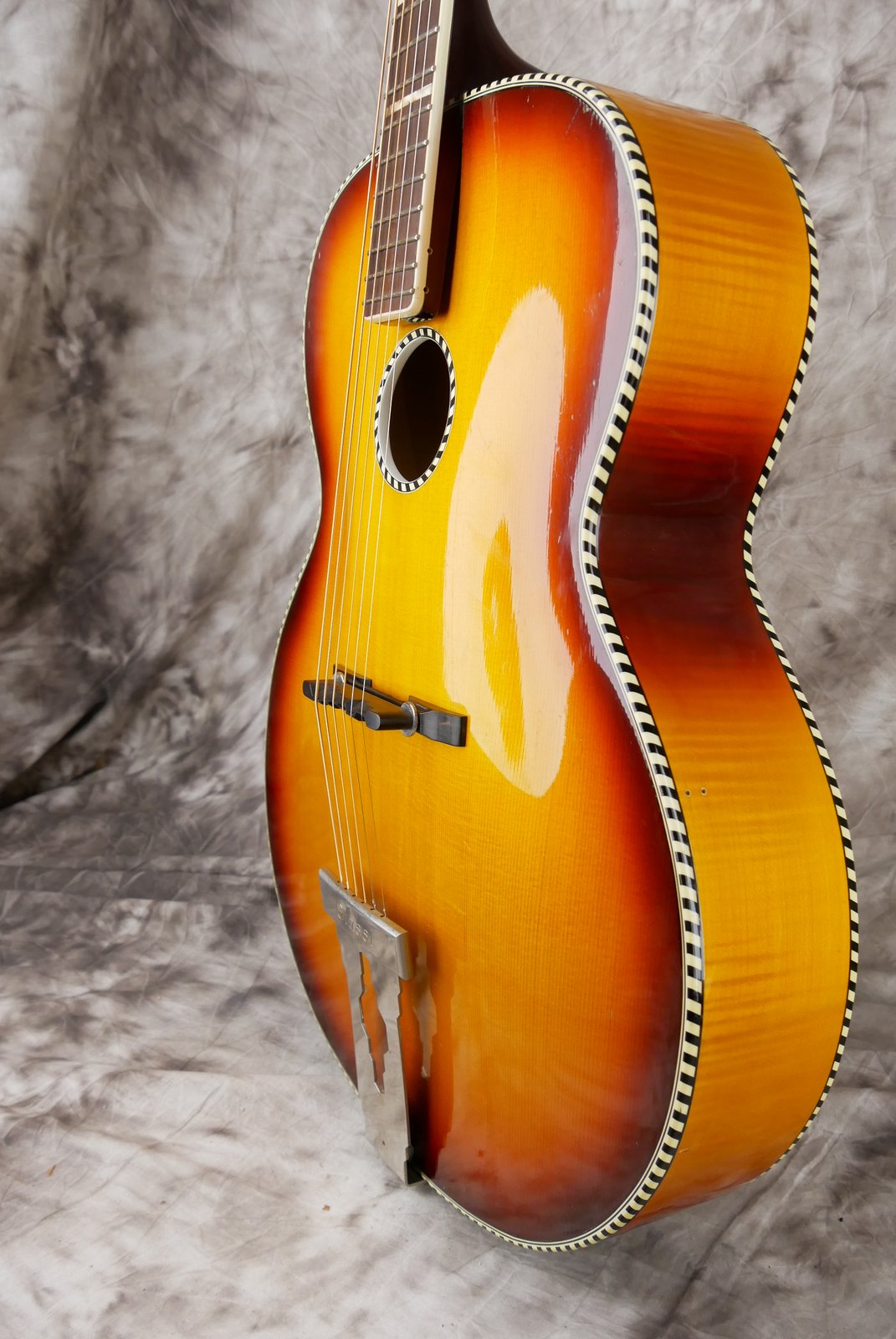 Gustav-Glassl-Archtop-1960-006.JPG