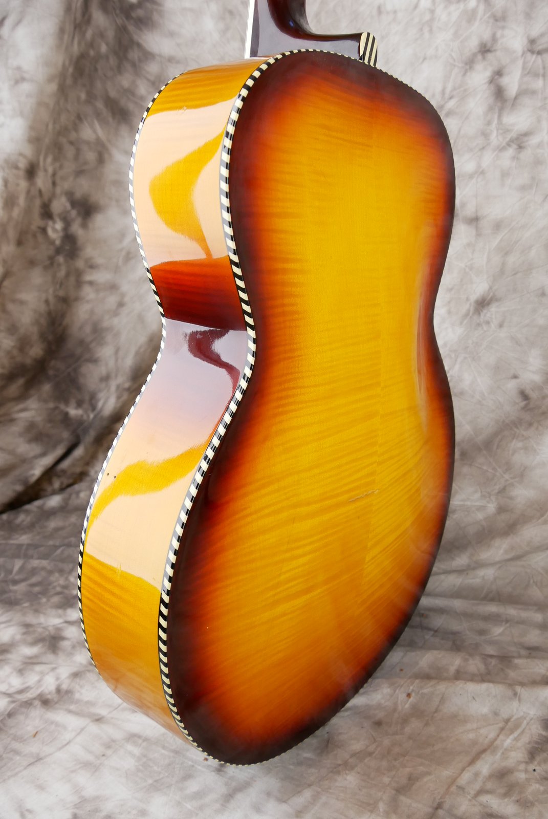 Gustav-Glassl-Archtop-1960-007.JPG