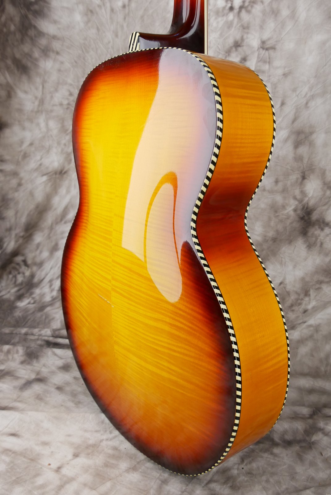 Gustav-Glassl-Archtop-1960-008.JPG