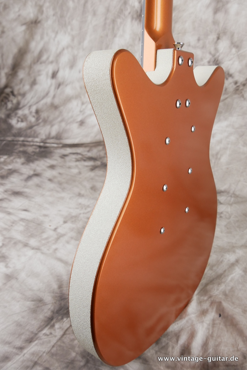 Jerry_Jones_Neptune_baritone_copper_white_2010-007.JPG