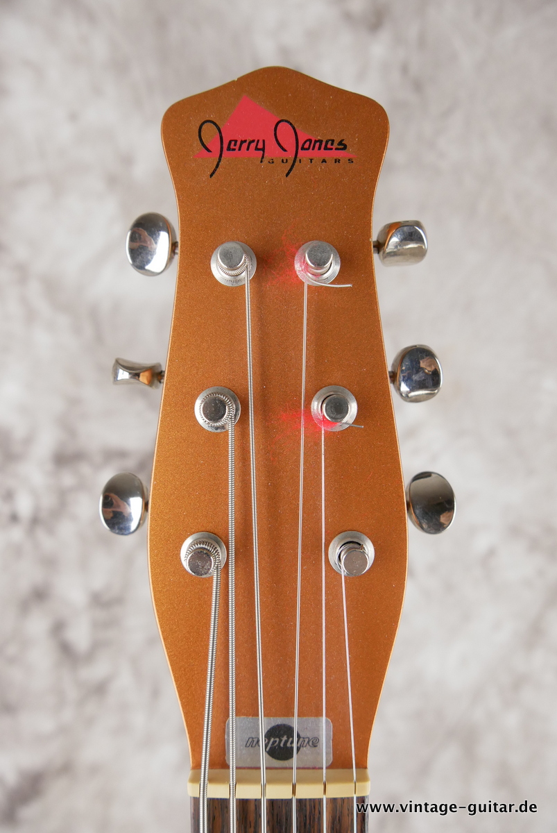 img/vintage/4440/Jerry_Jones_Neptune_baritone_copper_white_2010-009.JPG