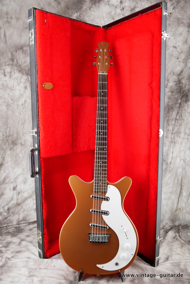 img/vintage/4440/Jerry_Jones_Neptune_baritone_copper_white_2010-013.JPG