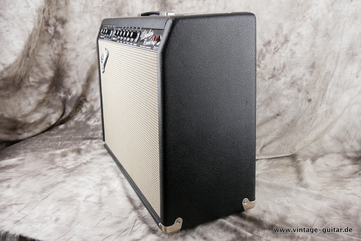 Fender_Vibrolux_Reverb_blackface_collectors_item_1965_1966-005.JPG