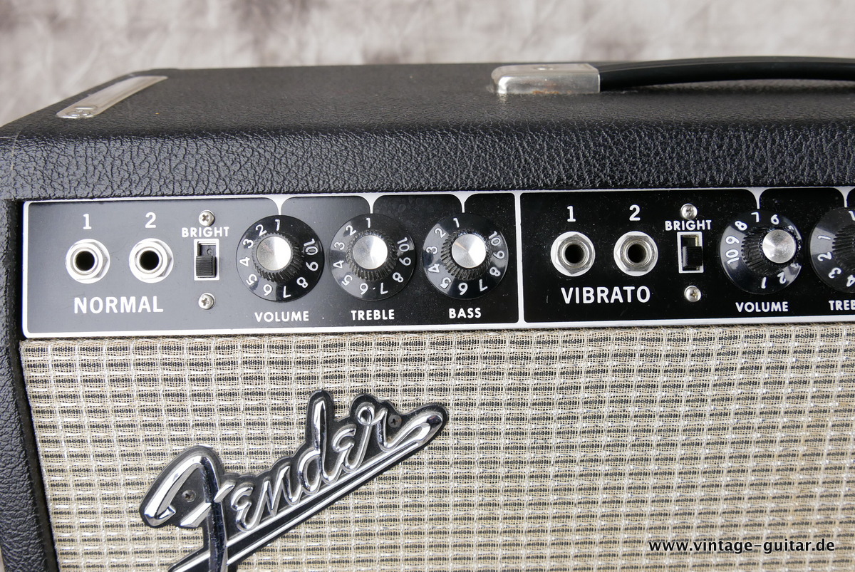 Fender_Vibrolux_Reverb_blackface_collectors_item_1965_1966-006.JPG