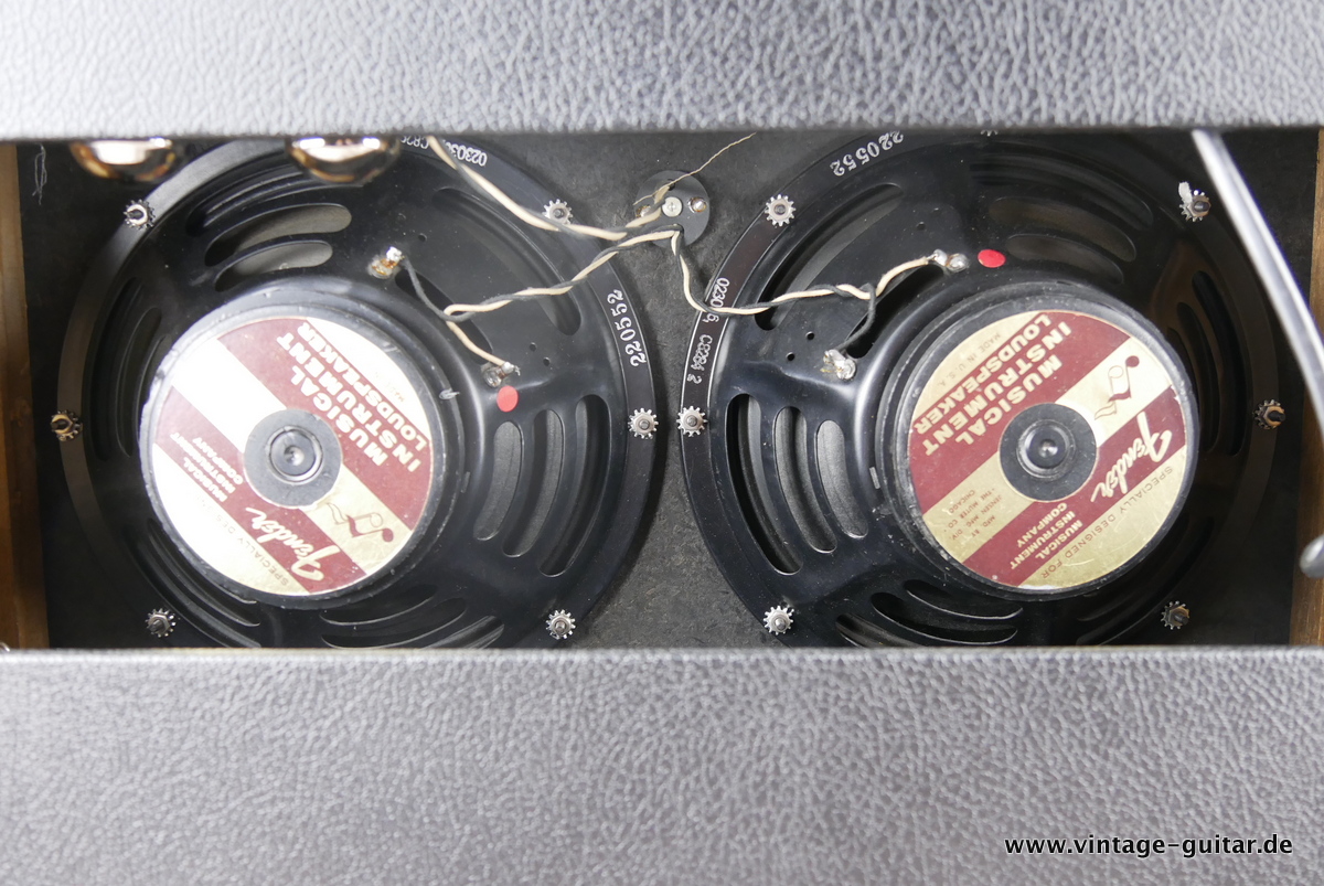 img/vintage/4441/Fender_Vibrolux_Reverb_blackface_collectors_item_1965_1966-010.JPG