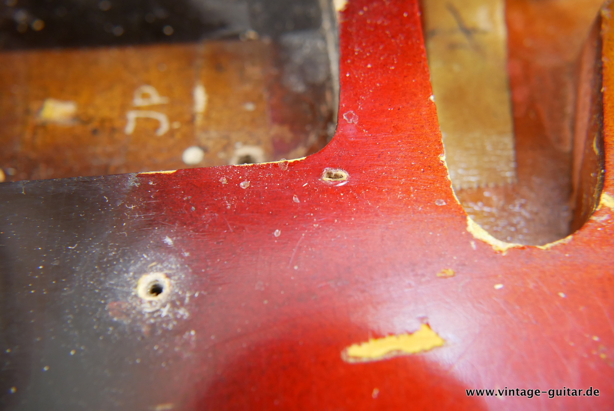 img/vintage/4442/Fender_Stratocaster_Pre_CBS_sunburst_1963-034.jpg