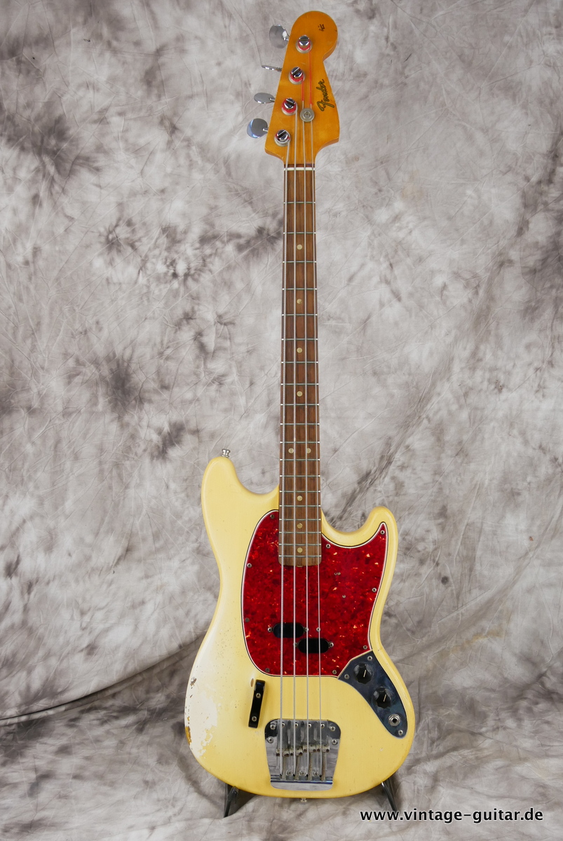 Fender_Mustang_Bass_olympic_white_1966-001.JPG