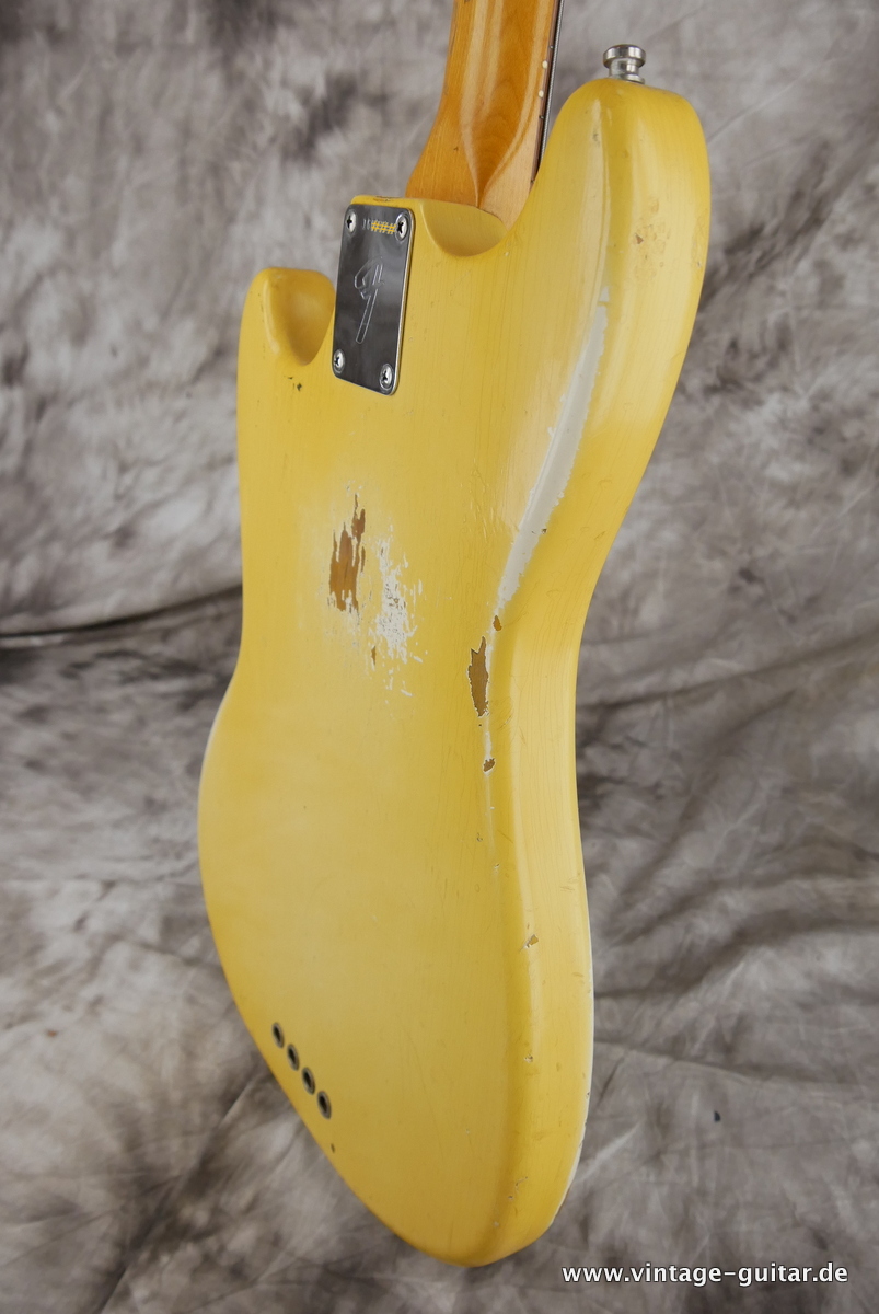 img/vintage/4446/Fender_Mustang_Bass_olympic_white_1966-008.JPG
