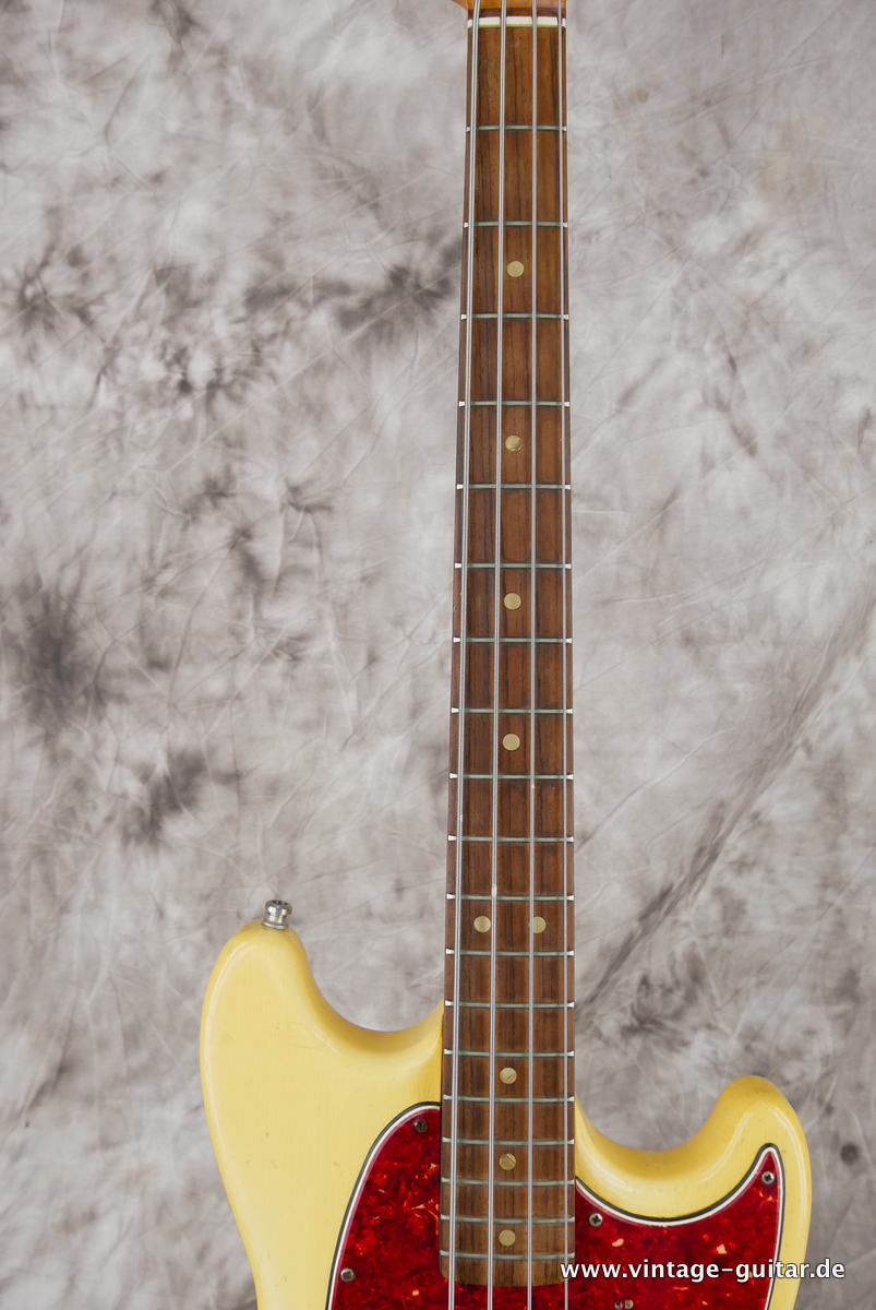 Fender_Mustang_Bass_olympic_white_1966-011.JPG