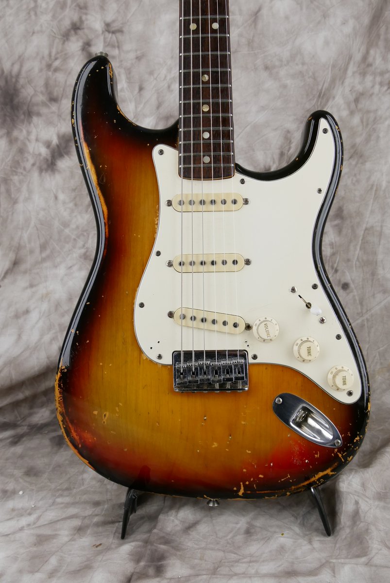 Fender-Stratocaster-1973-hardtail-sunburst-002.JPG