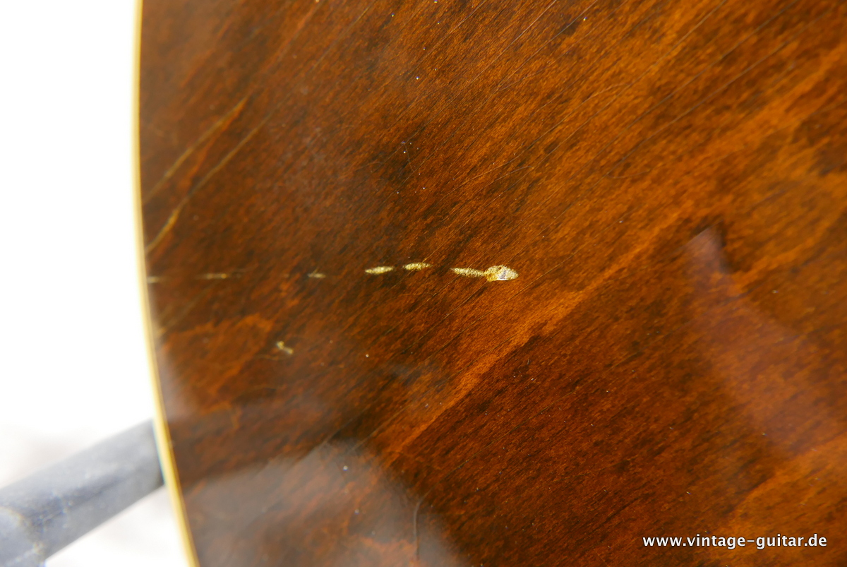 img/vintage/4451/Gibson_ES_150_TD_walnut_1969-014.JPG