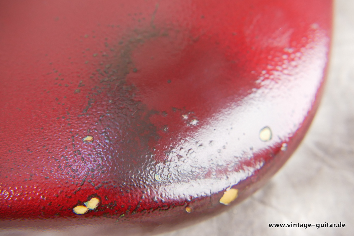 img/vintage/4453/Fender_Strat_candy_appl_red_1982-014.JPG