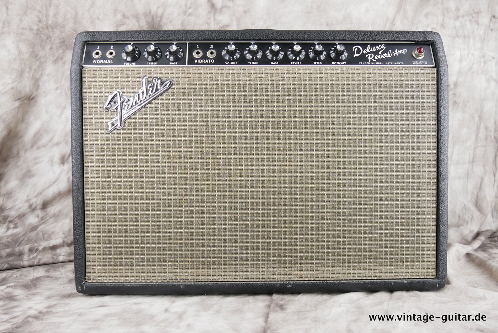 Fender-Deluxe-Reverb-1966-Blackface-001.JPG