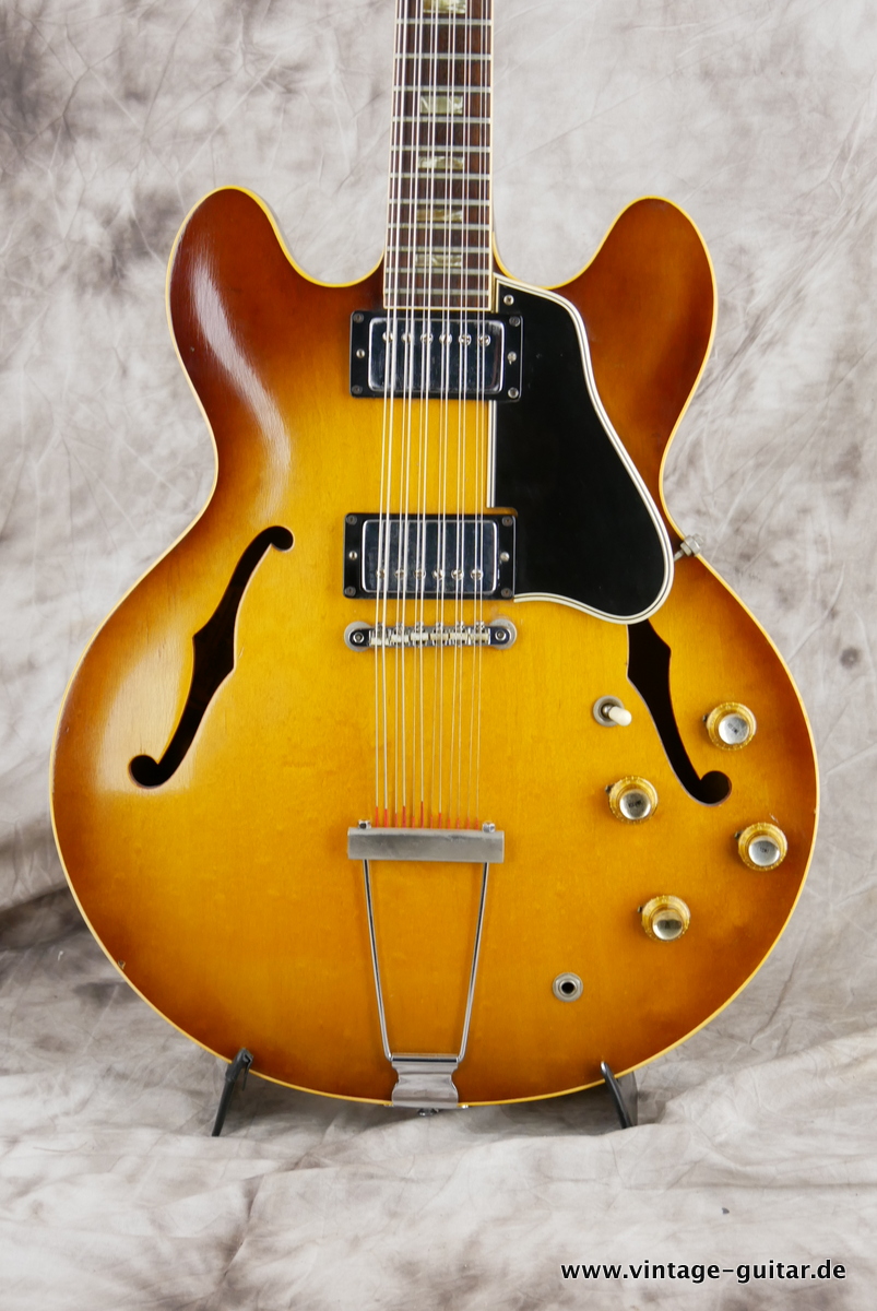 Gibson_ES_335_12_string_sunburst_1965-003.JPG
