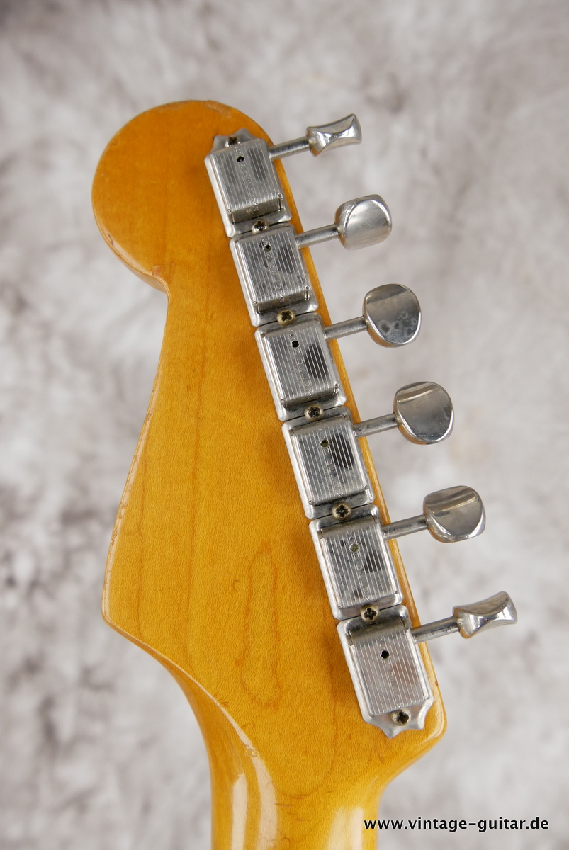 Fender_Stratocaster_pre_CBS_slab_board_black_1962-010.JPG