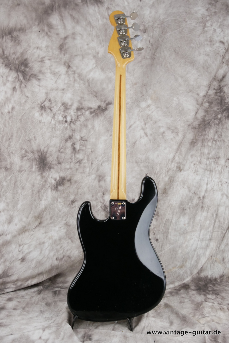 Fender_Jazz_Bass_USA_black_1975-002.JPG