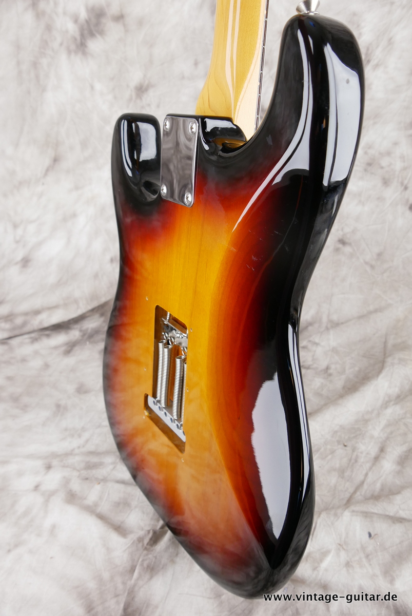 Fender_Stratocaster_classic_60s_Mexico_sunburst_2009-008.JPG