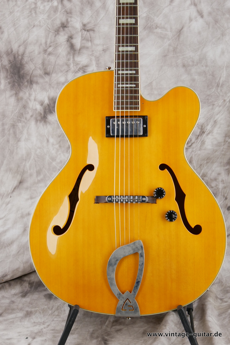 img/vintage/4491/Guild_A_150_B_natural_2013-003.JPG