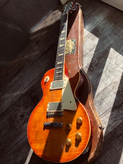 Gibson_Les_Paul_conversion_sunburst_1953-001.jpeg