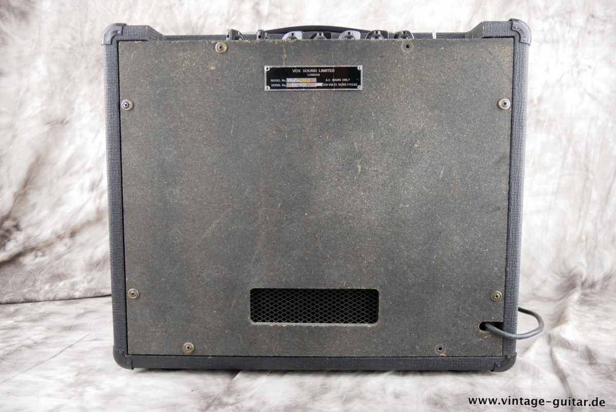 img/vintage/4496/Vox_Escort_30_Lead_black_GB_1980-002.JPG