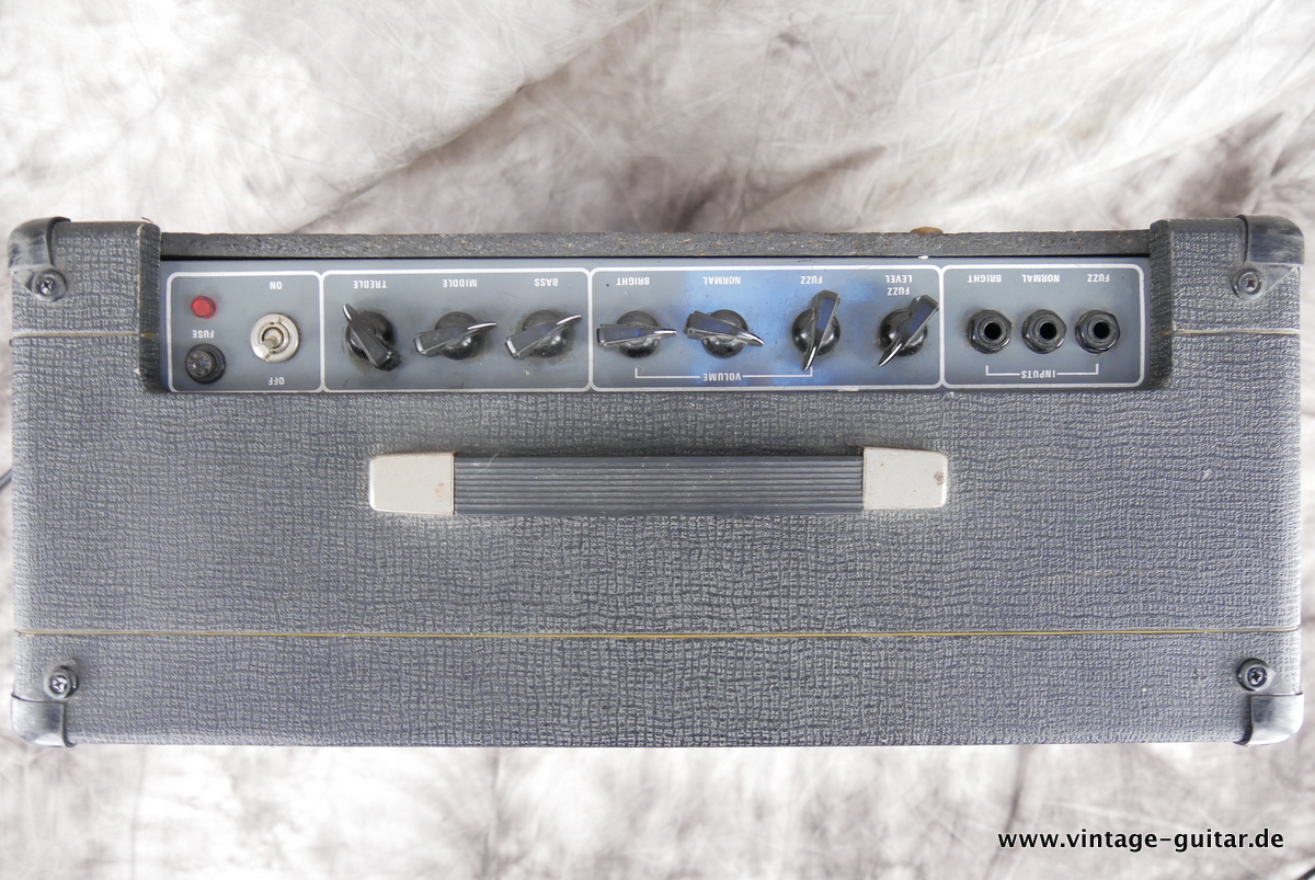 img/vintage/4496/Vox_Escort_30_Lead_black_GB_1980-003.JPG