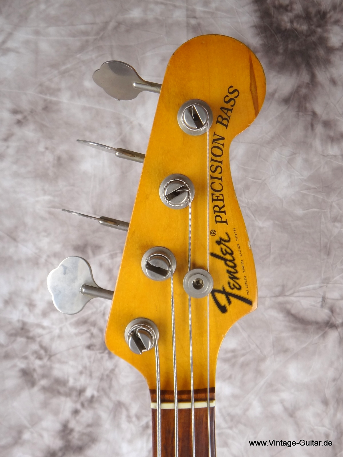 Fender_Precision_Bass_1972_sunburst-005.JPG