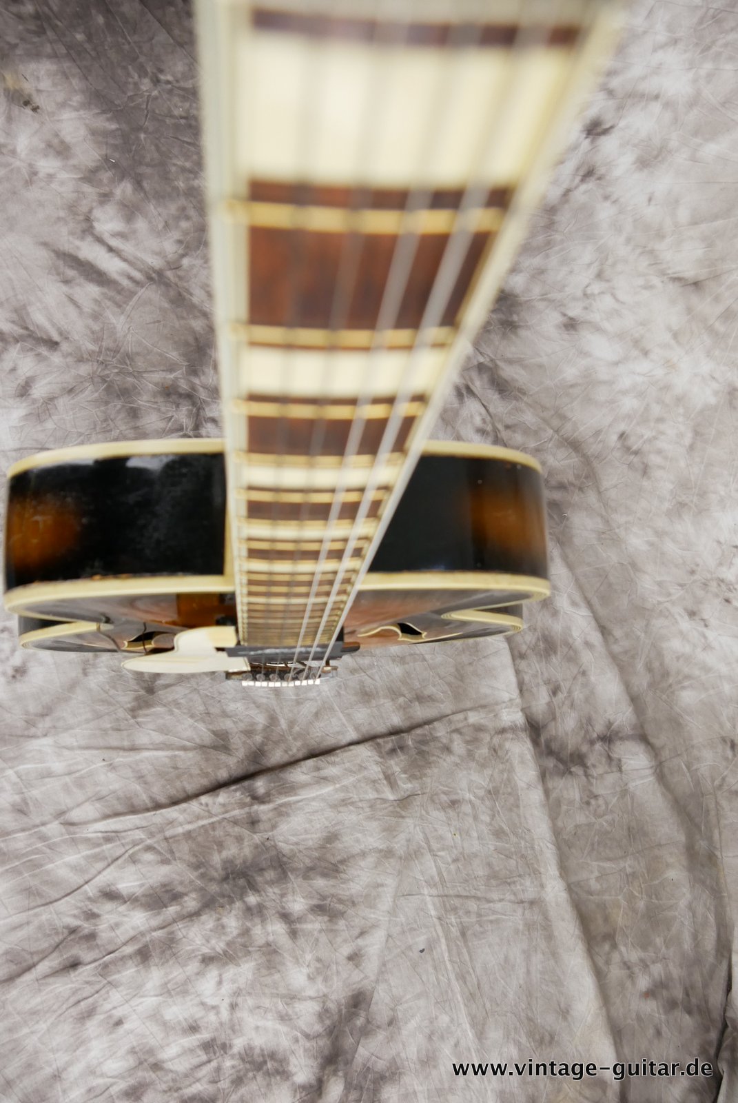 Migma-Kurt-Seifert-Archtop-1952-010.JPG