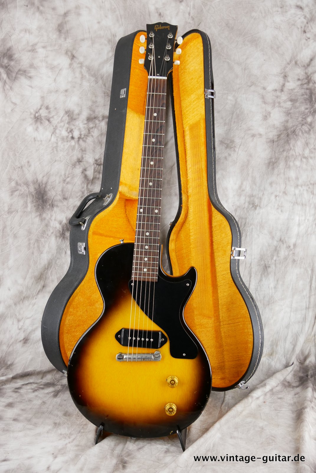 Gibson-Les-Paul-Junior-1955-sunburst-025.JPG