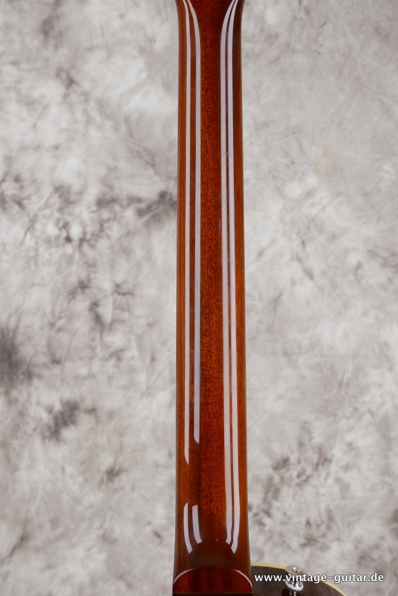 img/vintage/4516/Bacchus_Dukemaster_GT_54_limited_goldtop_2010-012.JPG
