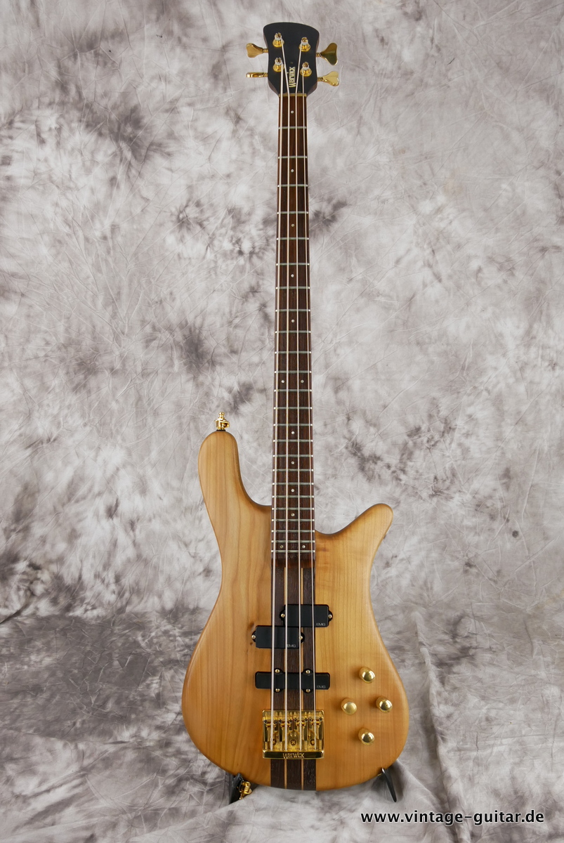 img/vintage/4521/Warwick_Streamer_first_series_natural_1984-001.JPG