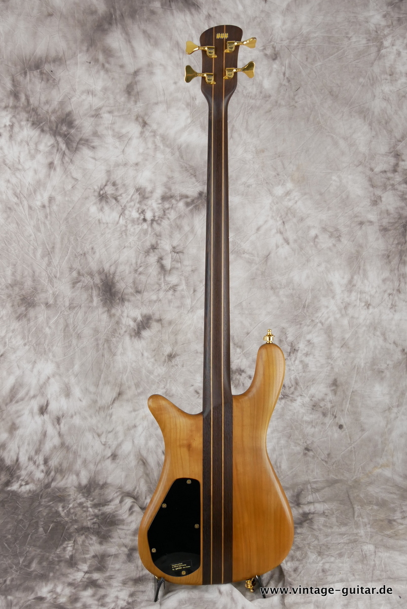 Warwick_Streamer_first_series_natural_1984-002.JPG