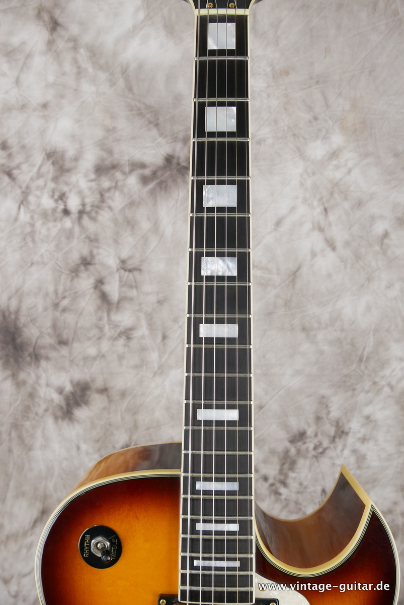 img/vintage/4522/Hoyer_57_STB_sunburst_Czech_Republic_1990-011.JPG