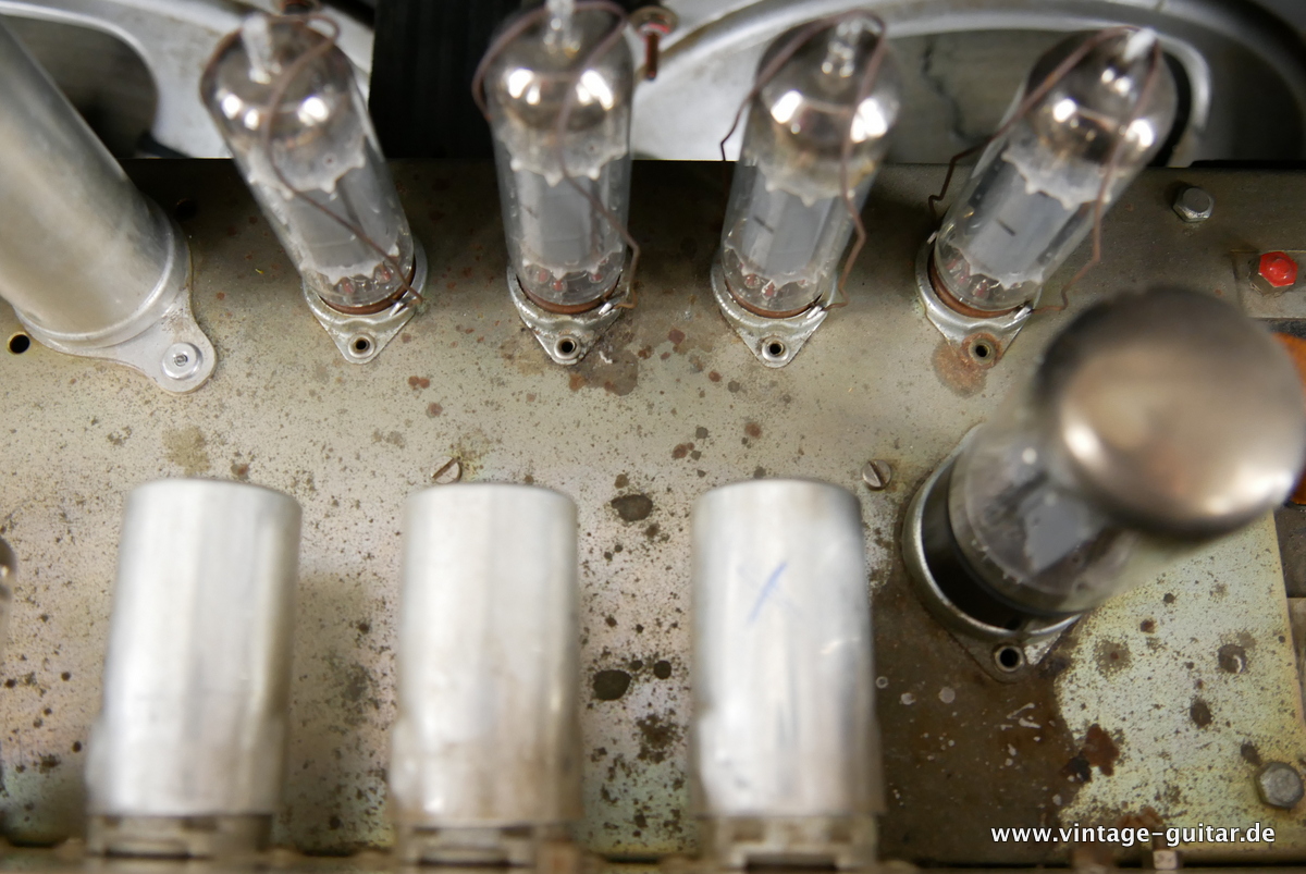 img/vintage/4523/Vox_AC_30_Top_Boost_black_1970-020.JPG