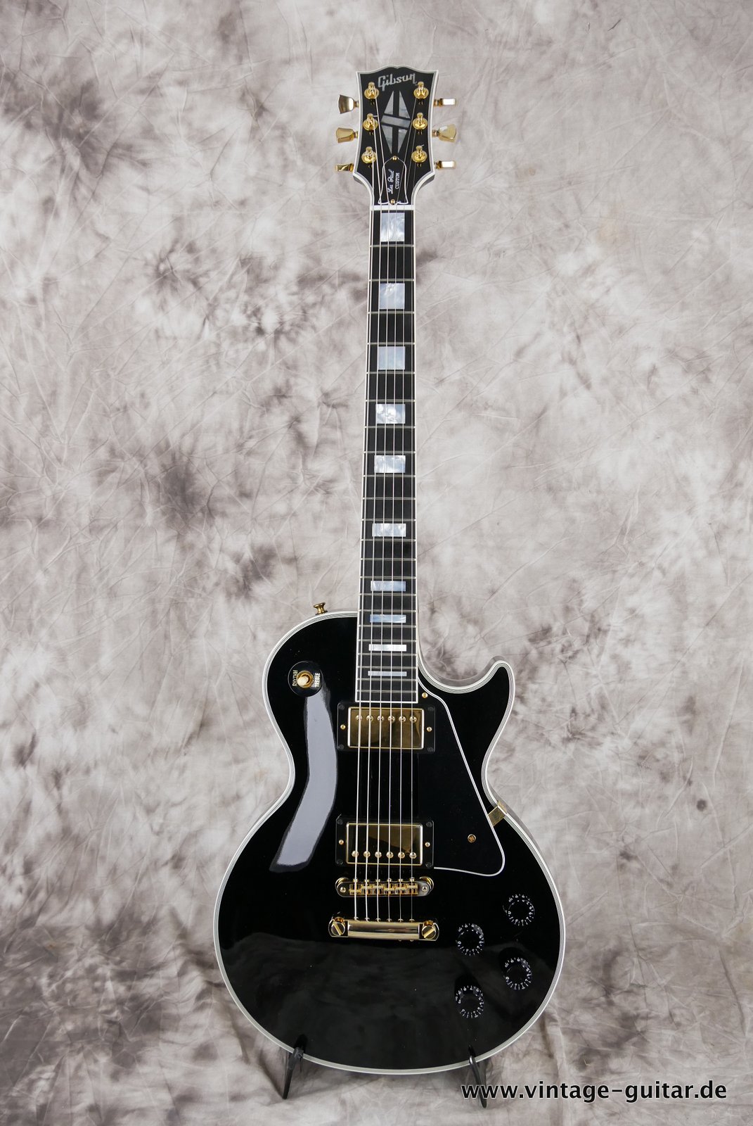 Gibson-Les-Paul-Custom-CS-black-2014-001.JPG