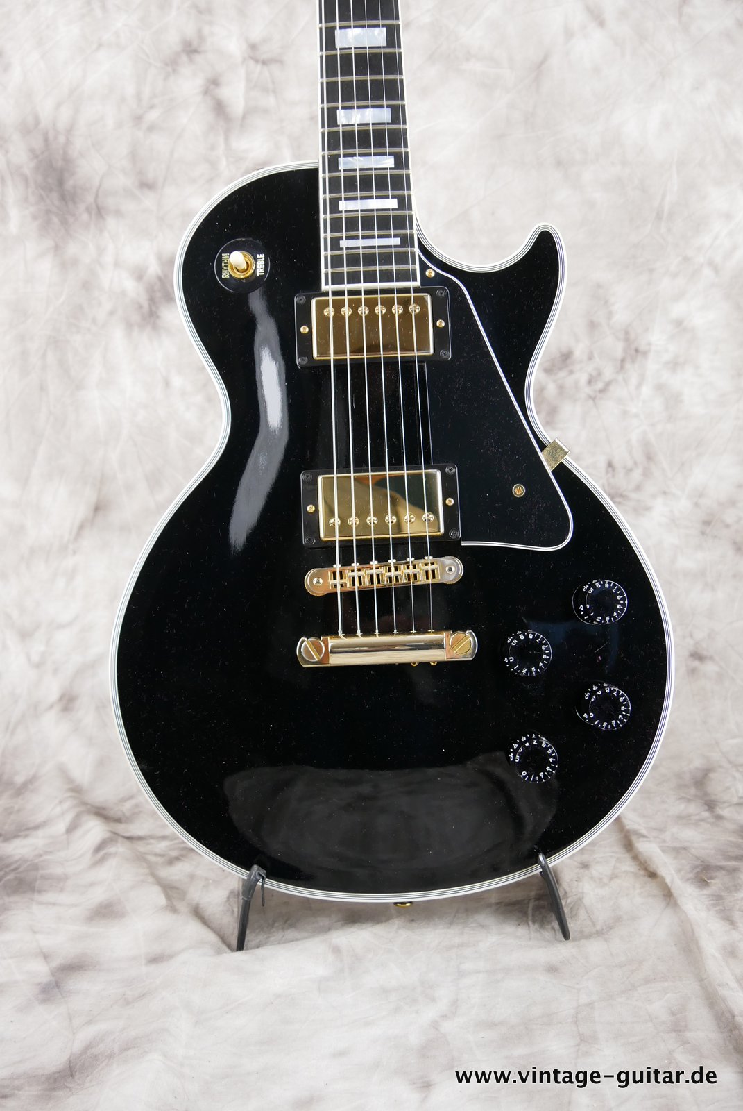 Gibson-Les-Paul-Custom-CS-black-2014-002.JPG