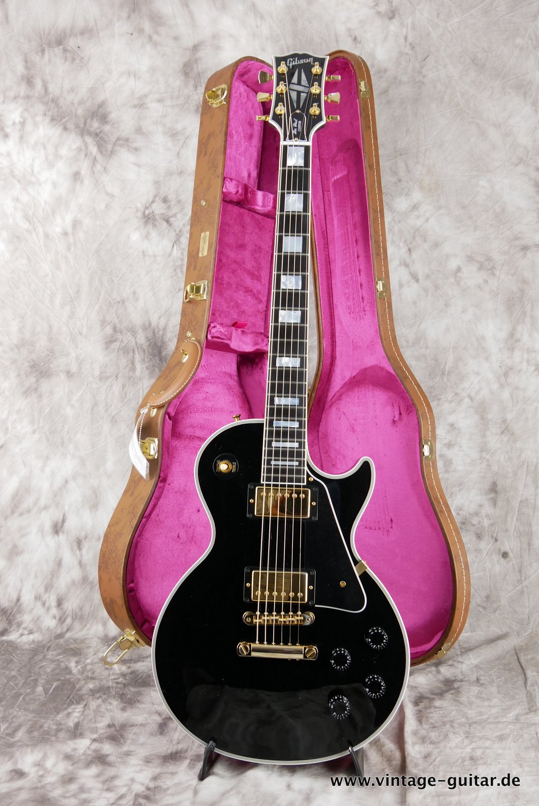 Gibson-Les-Paul-Custom-CS-black-2014-015.JPG