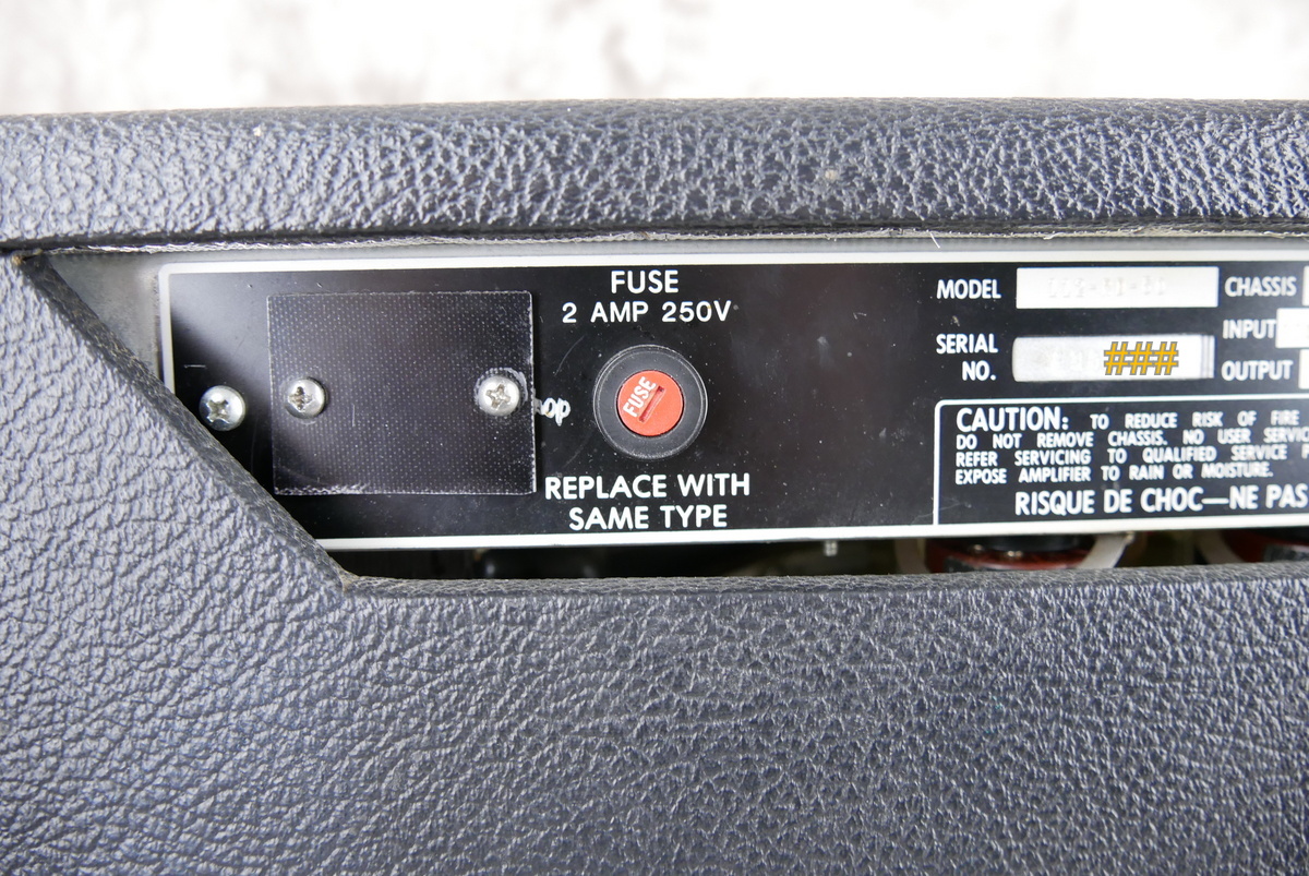 img/vintage/4529/MusicMan_112_RD_fifty_black_1979-008.JPG