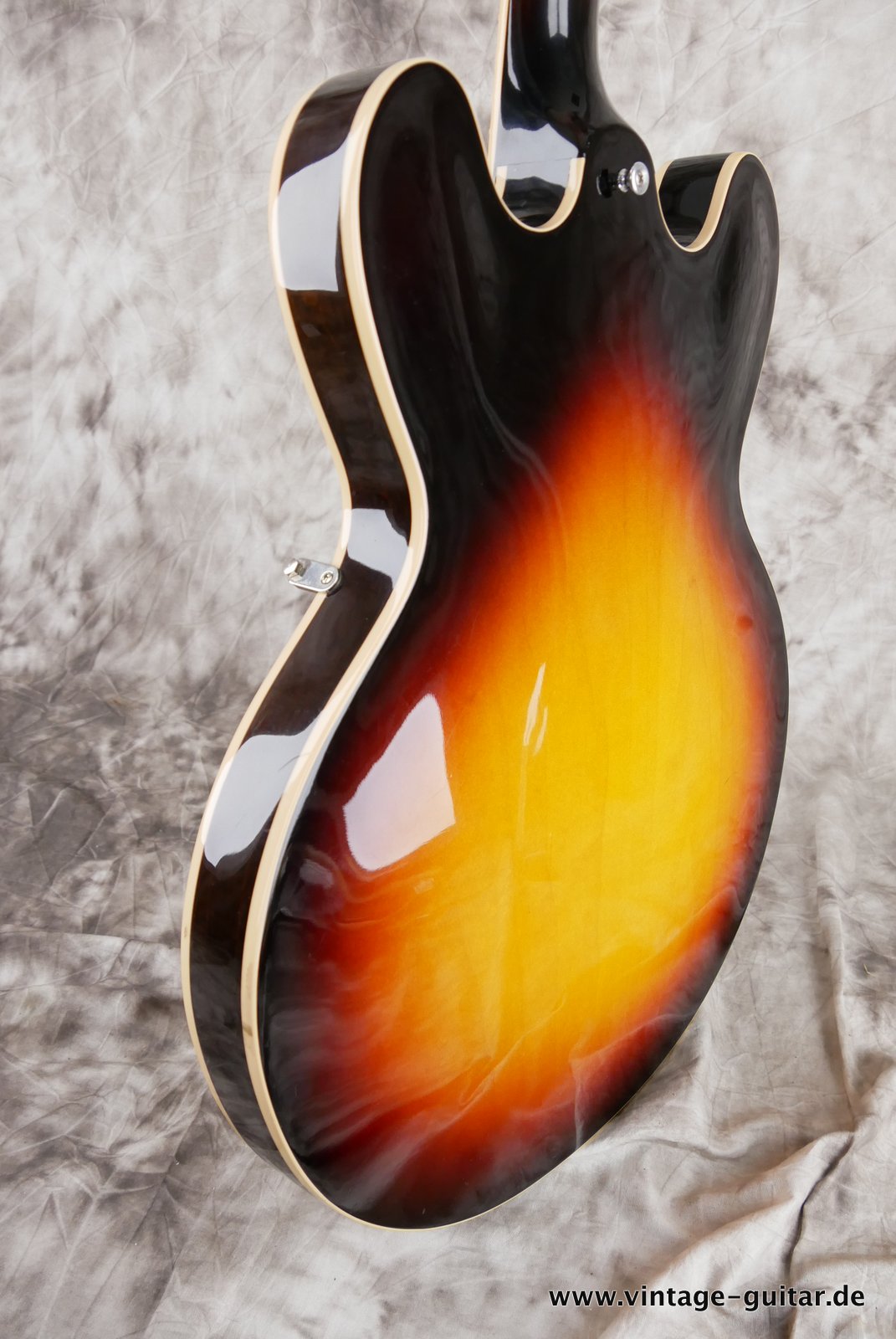 Gibson-ES-335-TD-Memphis-block-inlays-007.JPG