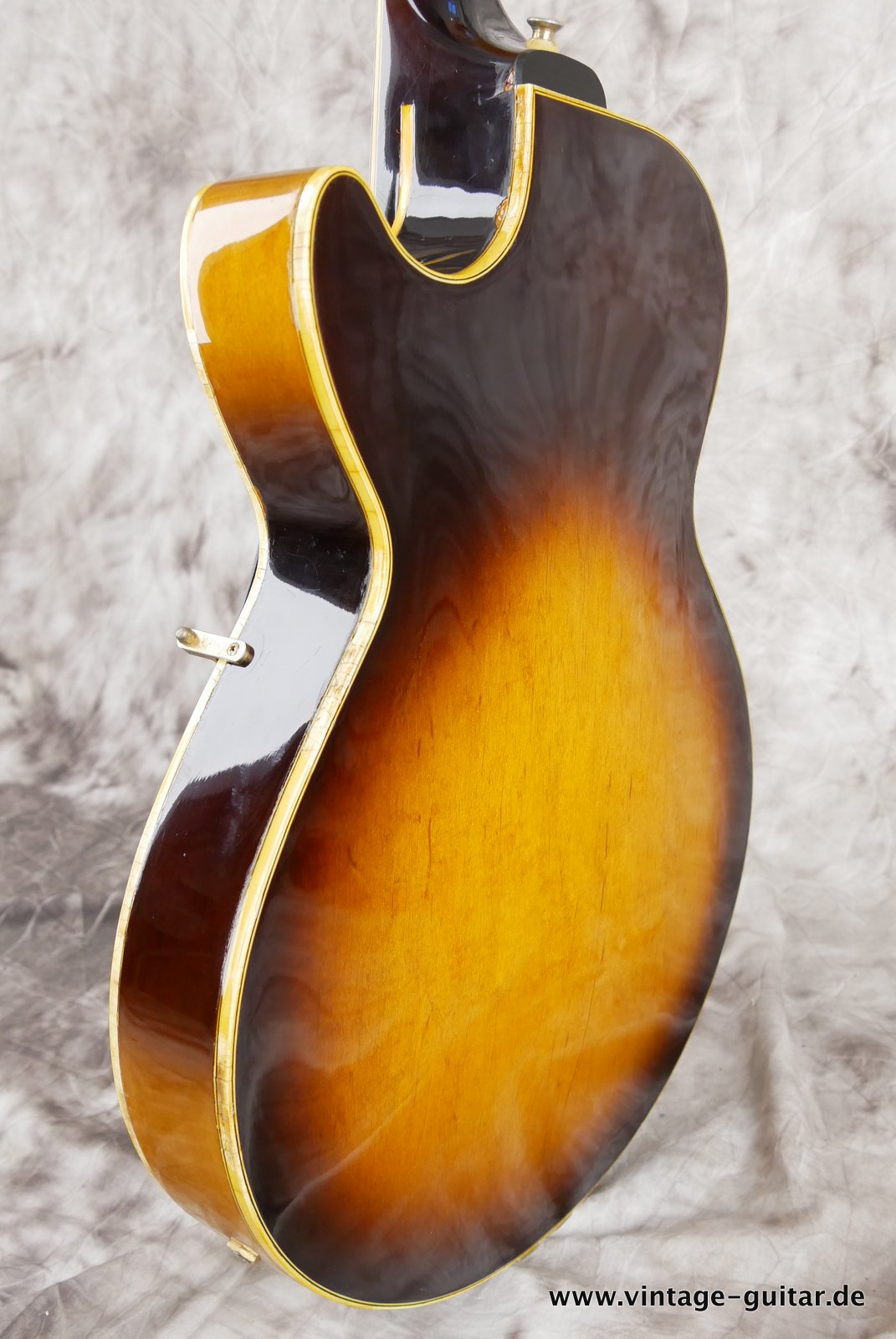 Ibanez-George-Benson-GB10-1982-sunburst-007.JPG