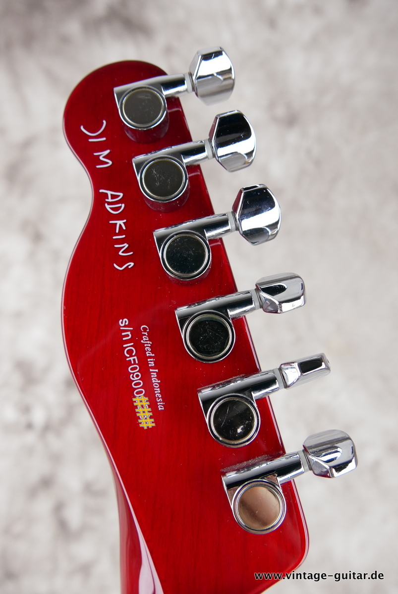 img/vintage/4541/Fender_Telecaster_Thinline_JA60_Jim_Adkins_red_2009-010.JPG