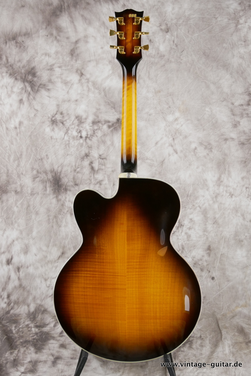 Gibson_Byrdland_Master_Model_sunburst_1990-002.JPG